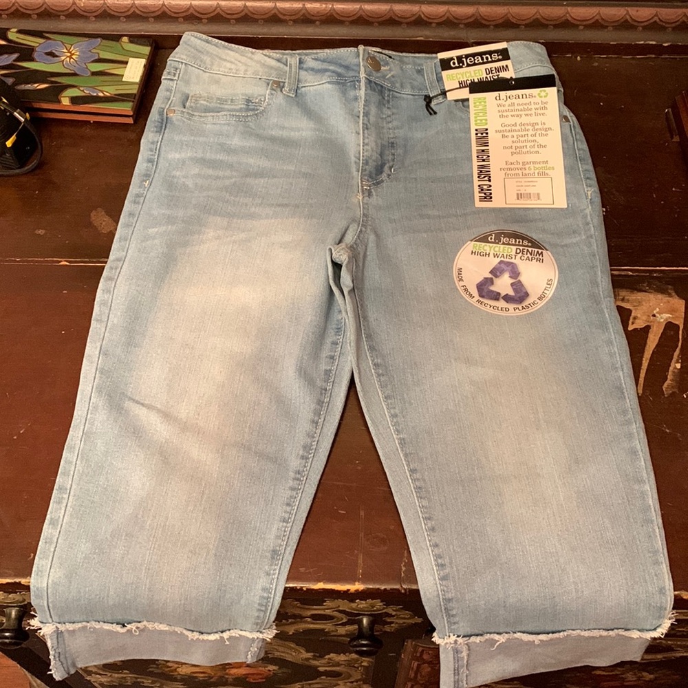 NWT d. Jeans High Waist Capri